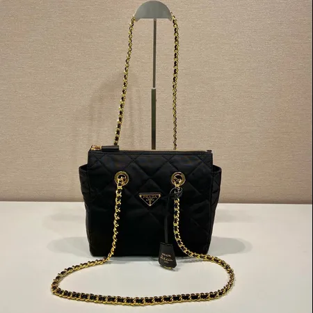 プラダ ショルダーバッグ