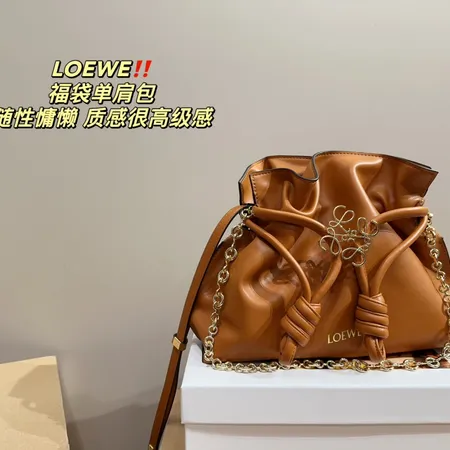 セリーヌ ショルダーバッグ