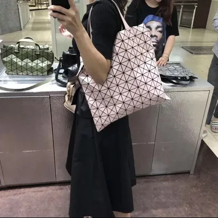 イッセイ ミヤケ ハンドバッグ