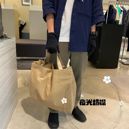 イッセイ ミヤケ ハンドバッグ