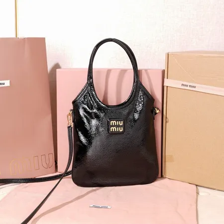 ミュウミュウ ハンドバッグ