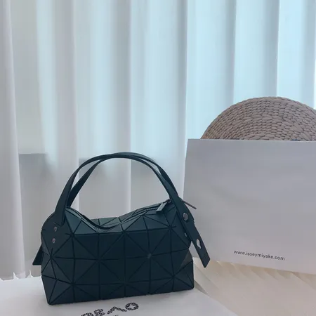 イッセイ ミヤケ ハンドバッグ