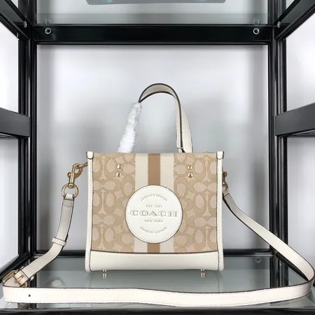 コーチ ショルダーバッグ