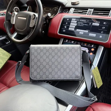 グッチ ショルダーバッグ