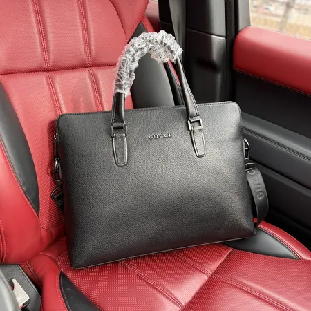 グッチ ショルダーバッグ