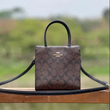 コーチ ハンドバッグ