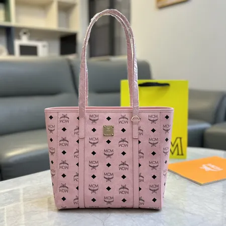 エムシーエム ショルダーバッグ