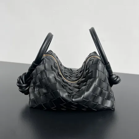 ボッテガ ヴェネタ ショルダーバッグ