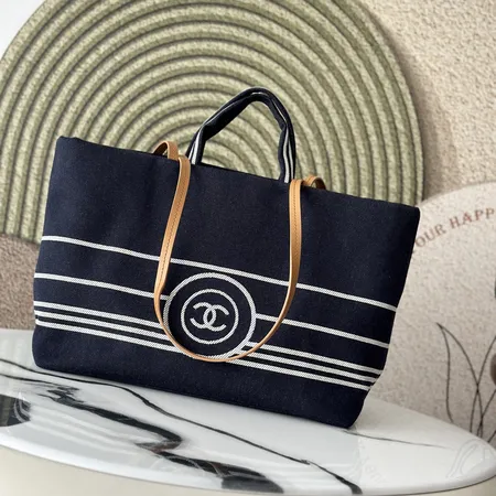 シャネル ハンドバッグ