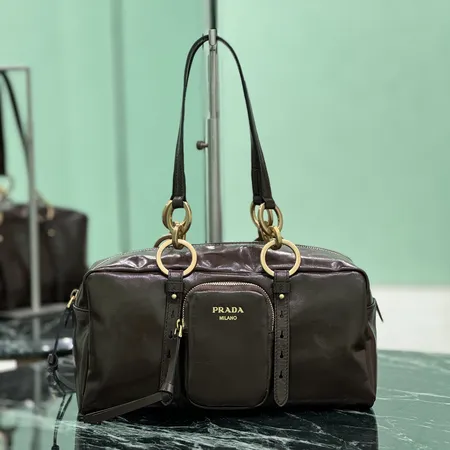 プラダ ハンドバッグ