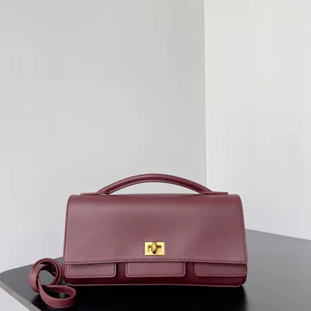 バレンシアガ ショルダーバッグ