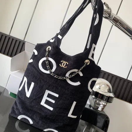 シャネル ハンドバッグ