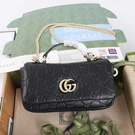 グッチ ハンドバッグ