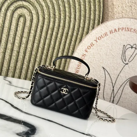 シャネル ショルダーバッグ