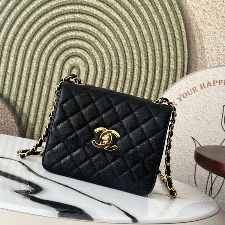 シャネル ショルダーバッグ