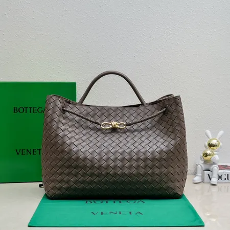 ボッテガ ヴェネタ ショルダーバッグ