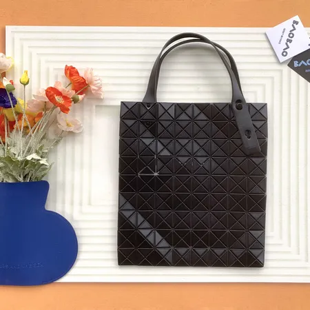 イッセイ ミヤケ ハンドバッグ