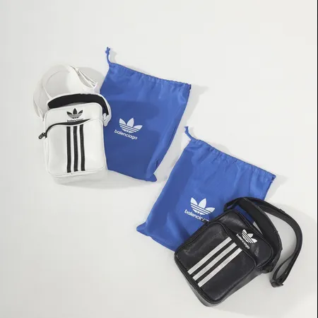 バレンシアガ ショルダーバッグ