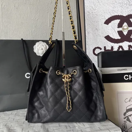 シャネル ハンドバッグ