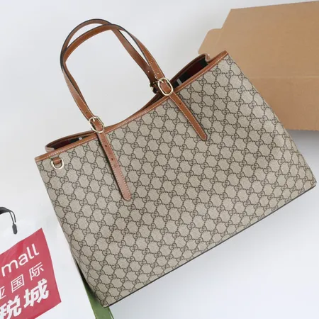 グッチ ハンドバッグ