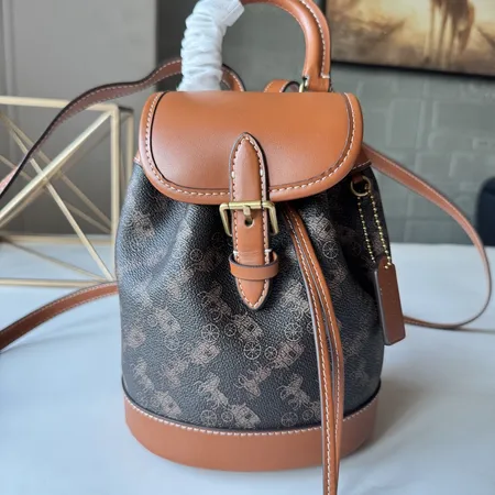 コーチ リュックサック