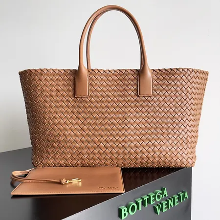 ボッテガ ヴェネタ ショルダーバッグ