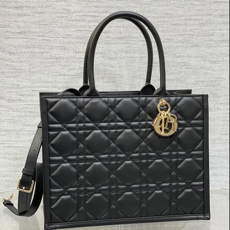 ディオール ハンドバッグ