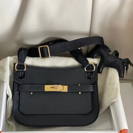 エルメス ショルダーバッグ