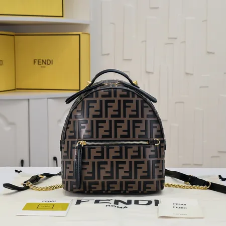フェンディ リュックサック