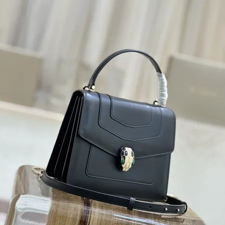 ボッテガ ヴェネタ ハンドバッグ