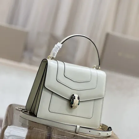 ボッテガ ヴェネタ ハンドバッグ