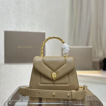 ボッテガ ヴェネタ ハンドバッグ