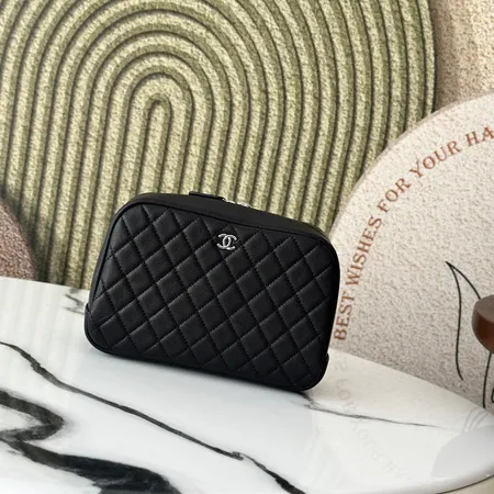 シャネル ハンドバッグ