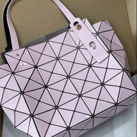 イッセイ ミヤケ ハンドバッグ