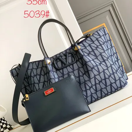 ヴァレンティノ ハンドバッグ