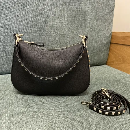 ヴァレンティノ ハンドバッグ