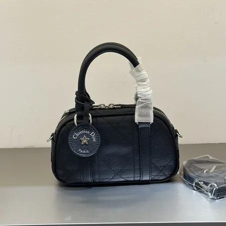 ドルチェ＆ガッバーナ ハンドバッグ