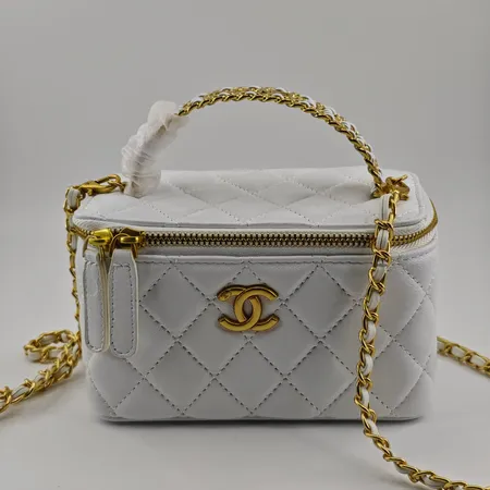 シャネル ハンドバッグ