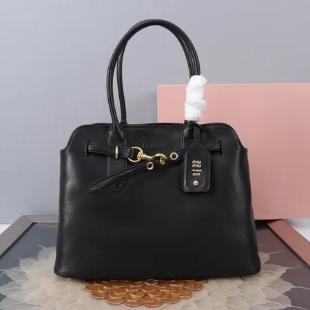 ヴァレンティノ ショルダーバッグ