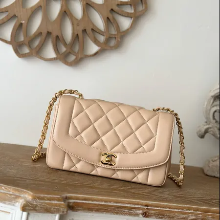 シャネル ショルダーバッグ