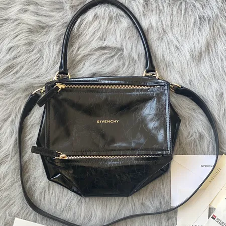 ジバンシィ ハンドバッグ