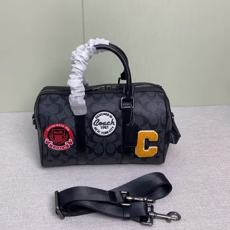 コーチ ハンドバッグ