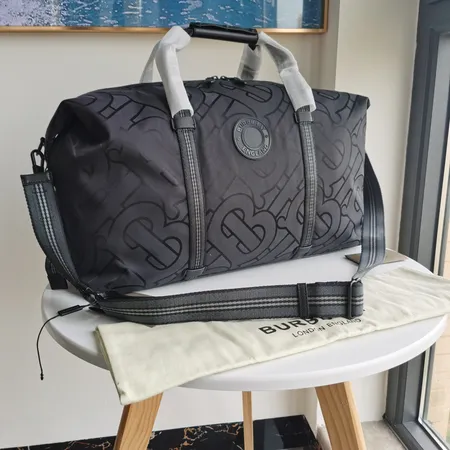 バーバリー ス ハンドバッグ