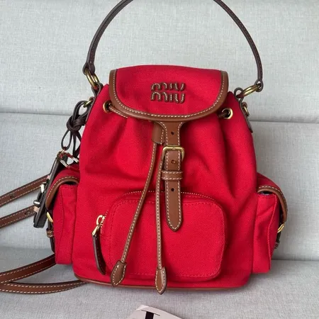 ミュウミュウ リュックサック