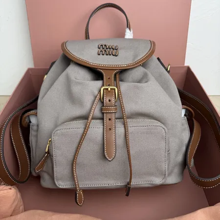 ミュウミュウ リュックサック