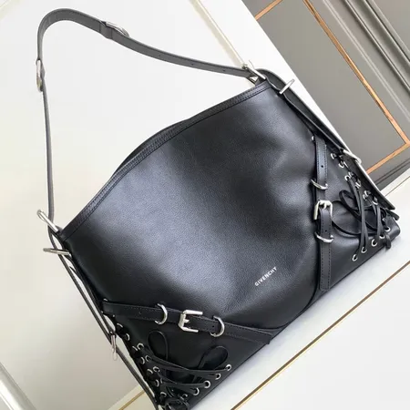 ジバンシィ ハンドバッグ