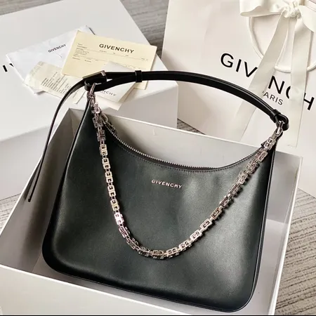 ジバンシィ ハンドバッグ