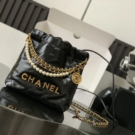 シャネル ショルダーバッグ