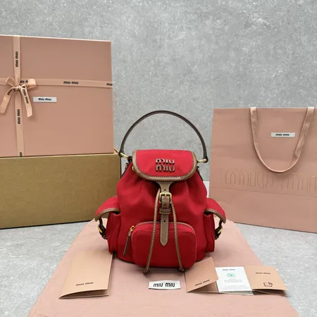 ミュウミュウ リュックサック