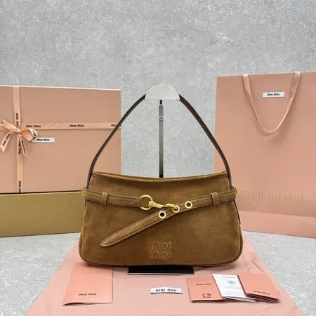 ミュウミュウ ショルダーバッグ